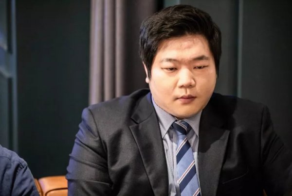 赛半决赛为 赛半决赛为